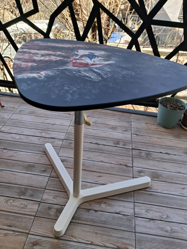 ikea sehpa uzeri el yapimi joker figuru - 2