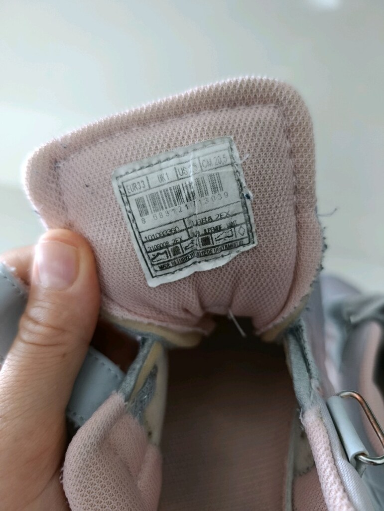 Kinetix çocuk spor ayakkabı, gri ve pudra pembe tonlarıyla. - 8