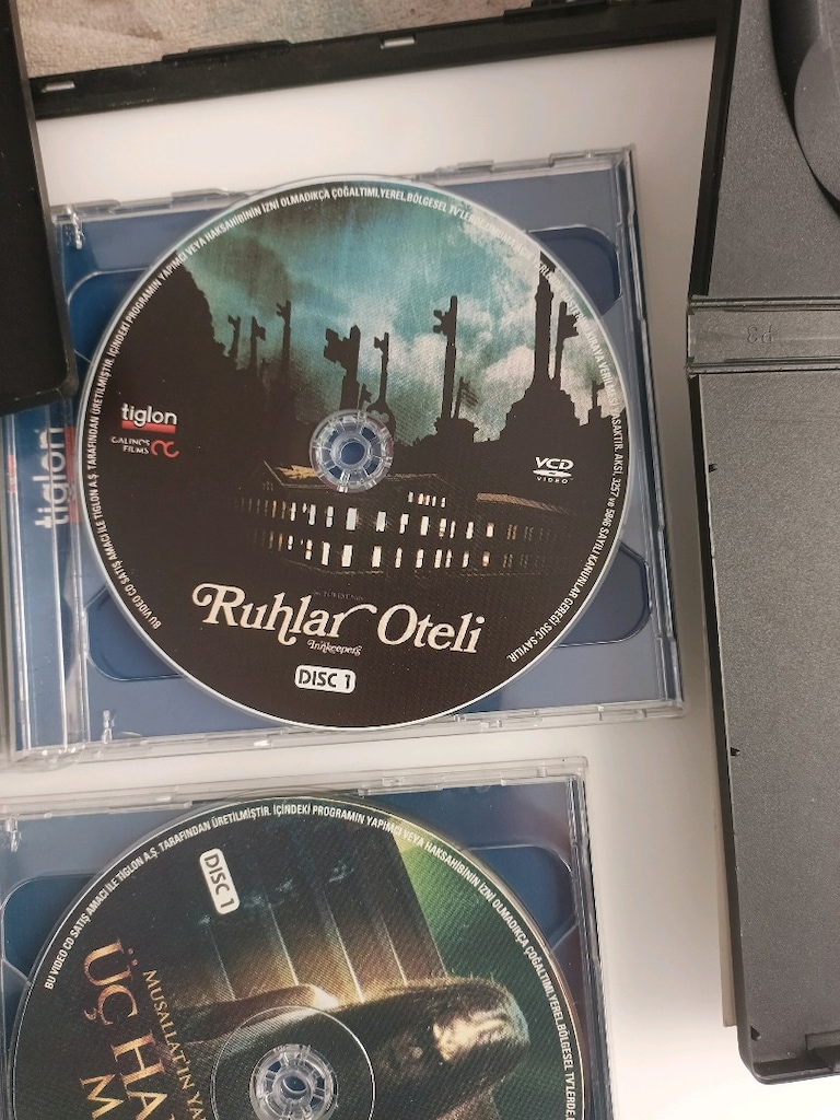 film CD DVD - 10