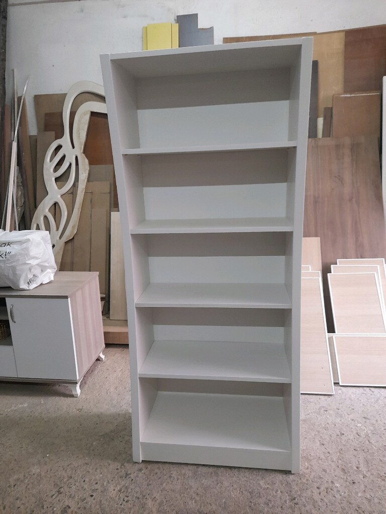 Beyaz modern raflı dolap özel üretim - 3