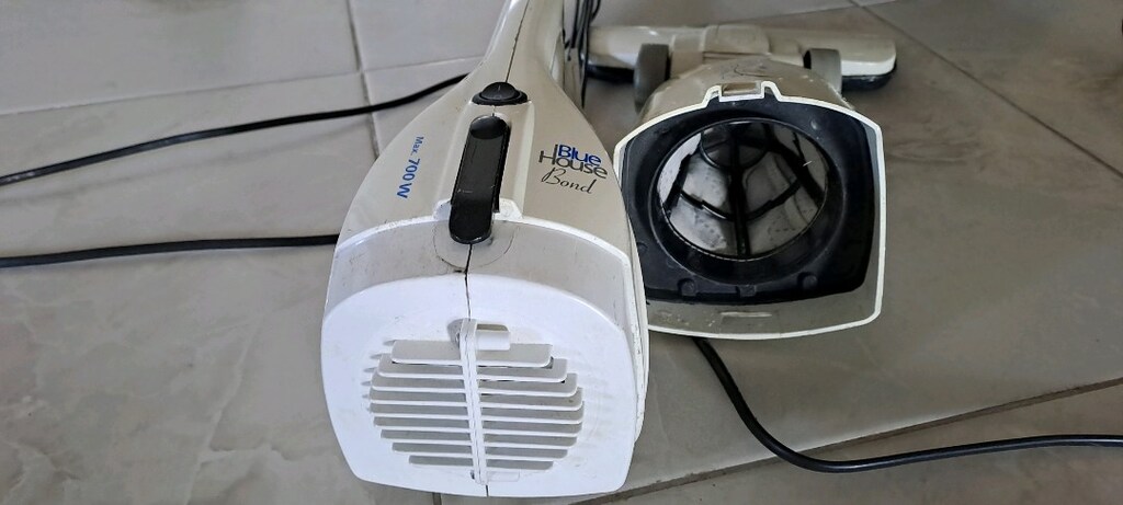 BLUE HOUSE DİKEY SÜPÜRGE 700W - 3