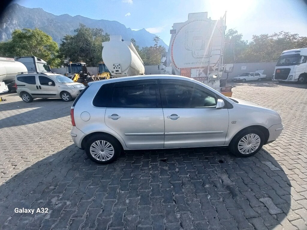 Wolksvagen Polo 1.4 16 valf - 6