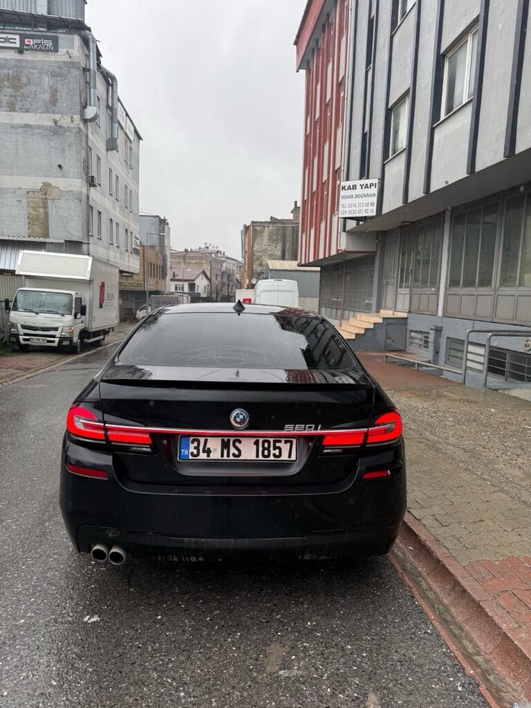 BMW 520i F10 2015 - 2