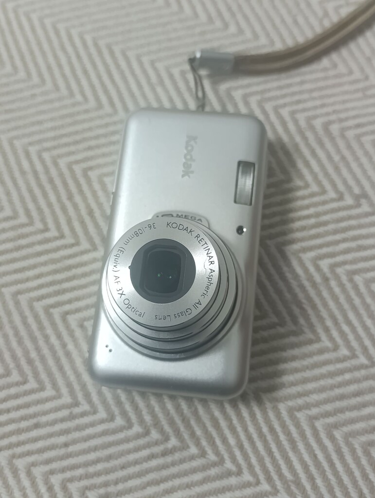 Kodak EasyShare V1003 dijital kamera - 6