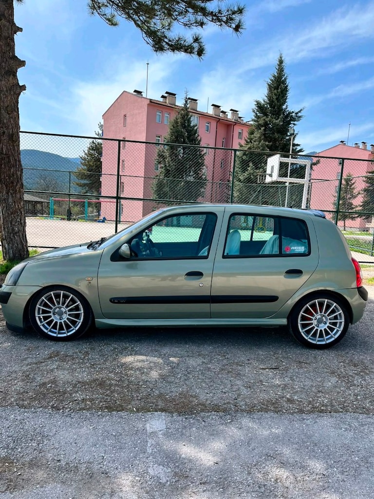 2004 model privilege - 11
