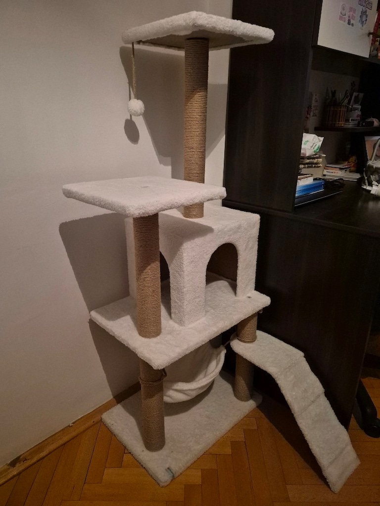Salıncaklı kedi evi - 2