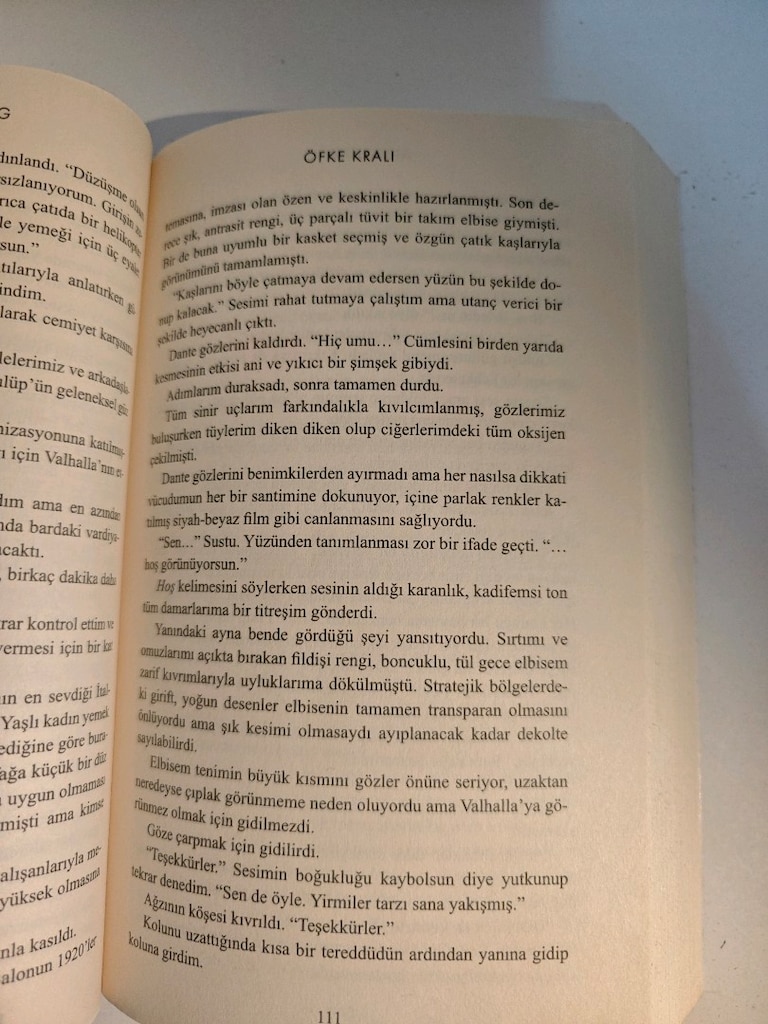 Ana Huang... gurur kralı.. öfke kralı.. hırs kralı. - 6