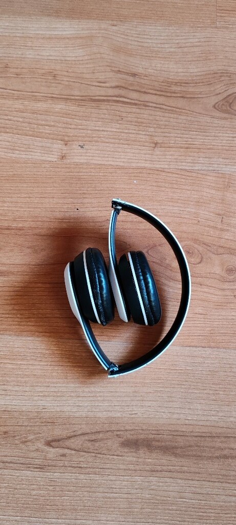 Şarjlı bluetooth kablosuz kulaklık sağlam ve sorunsuz - 2