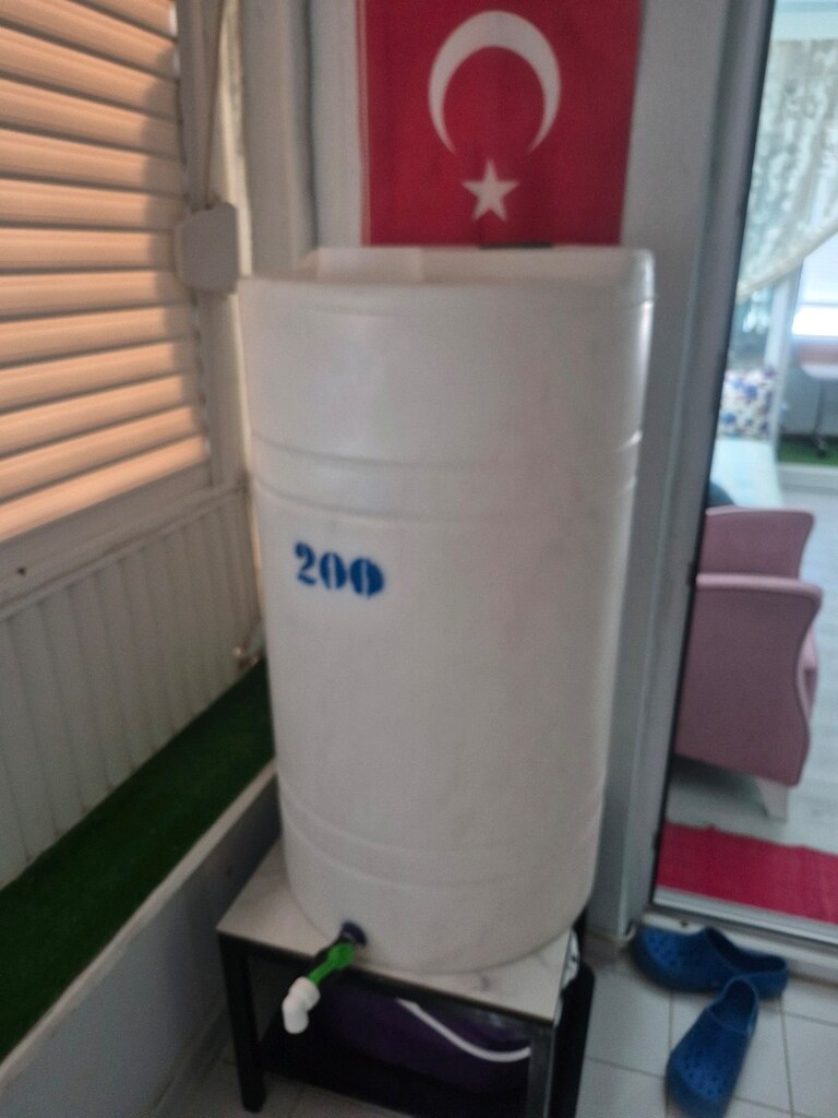 su deposu 200 lt - 10