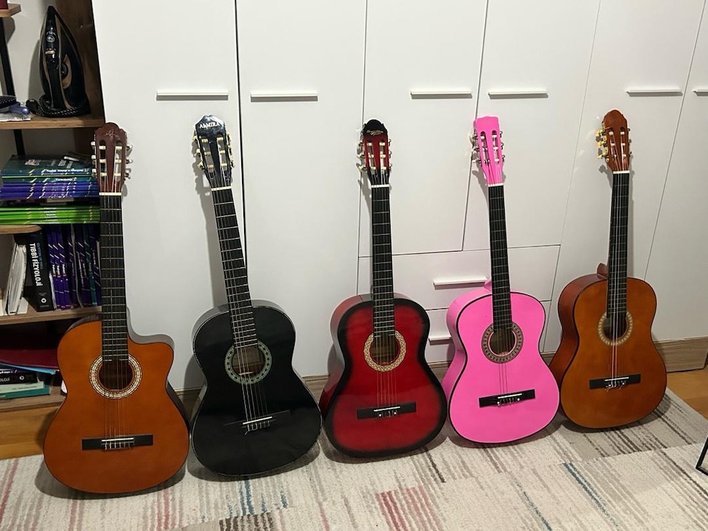 tertemiz sıfırdan farksız klasik gitar - 2