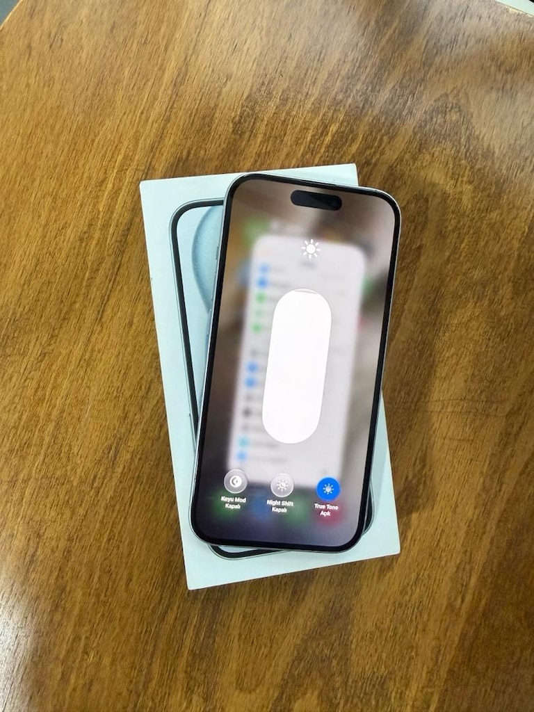 İPHONE 15 MAVİ 128 GB 10 AY APPLE TÜRKİYE GARANTİLİ PİL 86 TERTEMİZ - 10