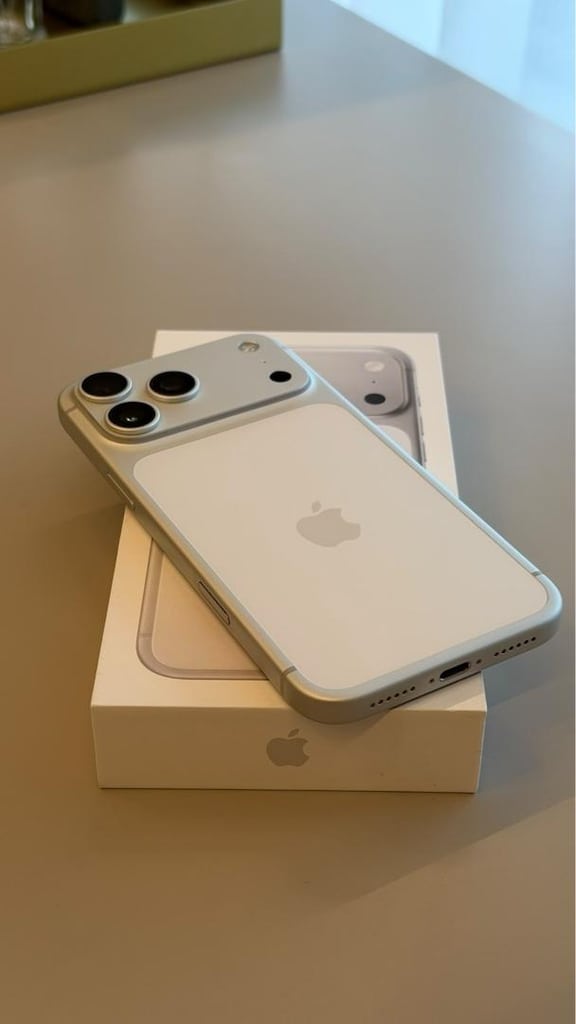İphone 17 pro Max - 4