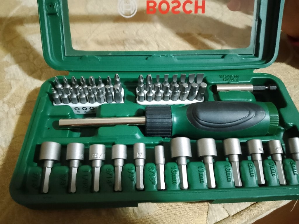 Bosch marka cırcırli lokma tornavida ve alyan takımı 46 parça - 2