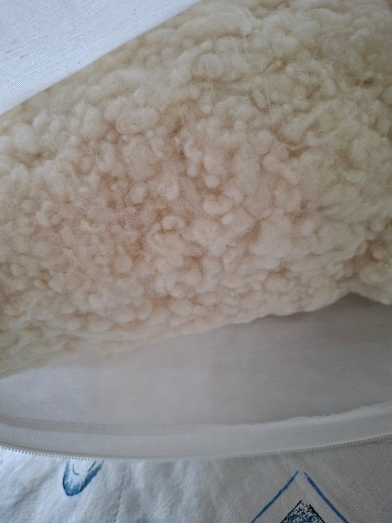merinos yün yastık yüncü hanım 2 adet var tanesi 750 tl - 2