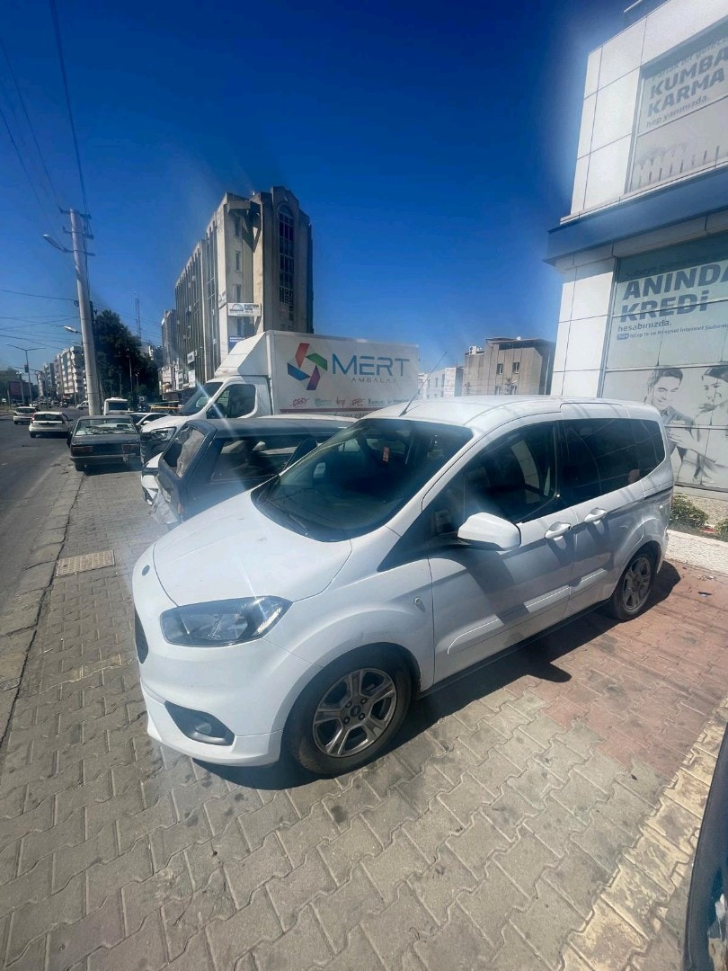 ford courier 2020 acil satılık - 2