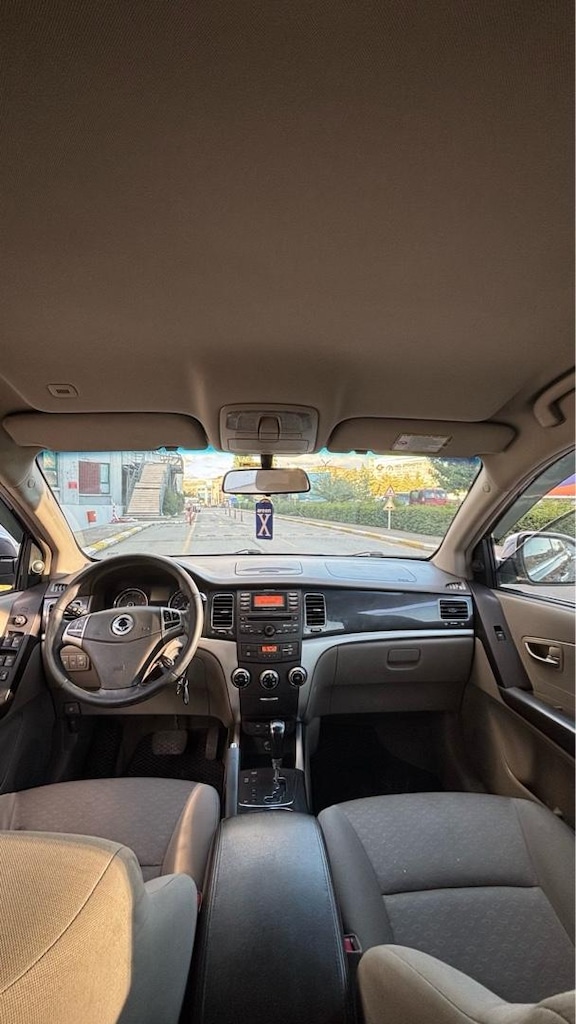 Ssangyong Korando 4x2 Otomatik 189.000 km Emsallerine Göre Çok Temiz - 6