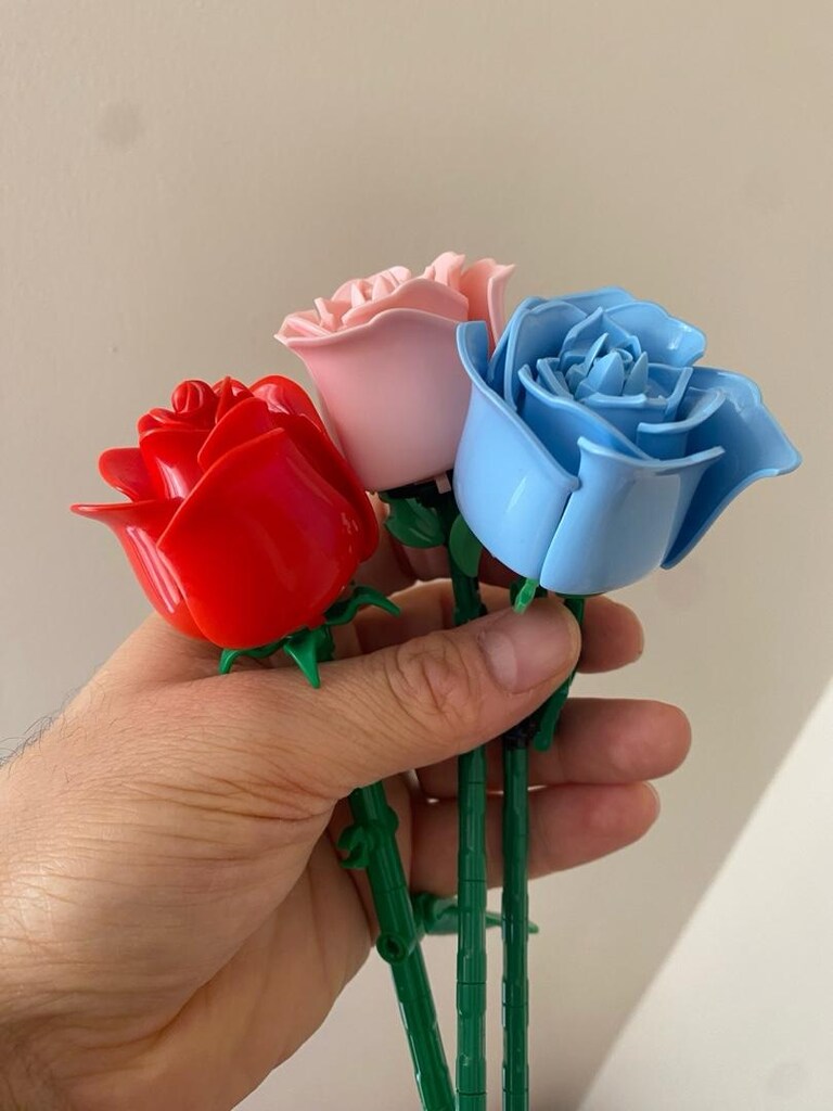 Lego pembe, kırmızı ve mavi gül - 3