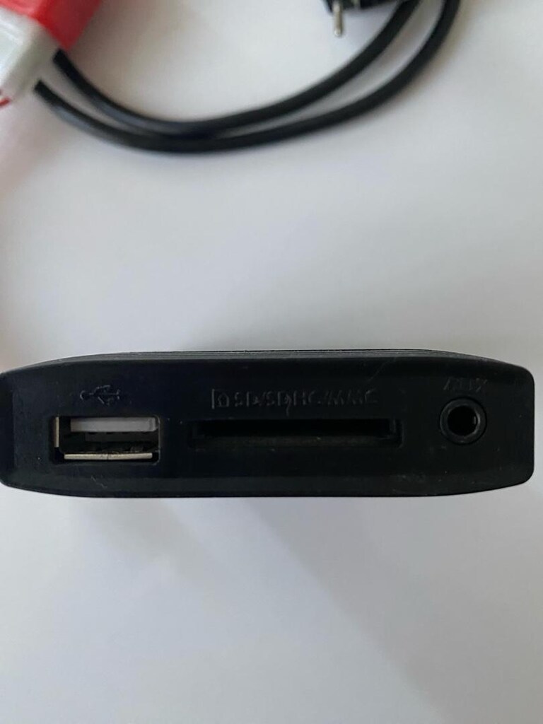 2001-2009 E12 COROLLA USB AUX ÇEVİRİCİ - 2