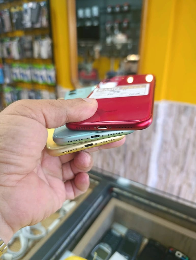 iPhone 11 TR - 2