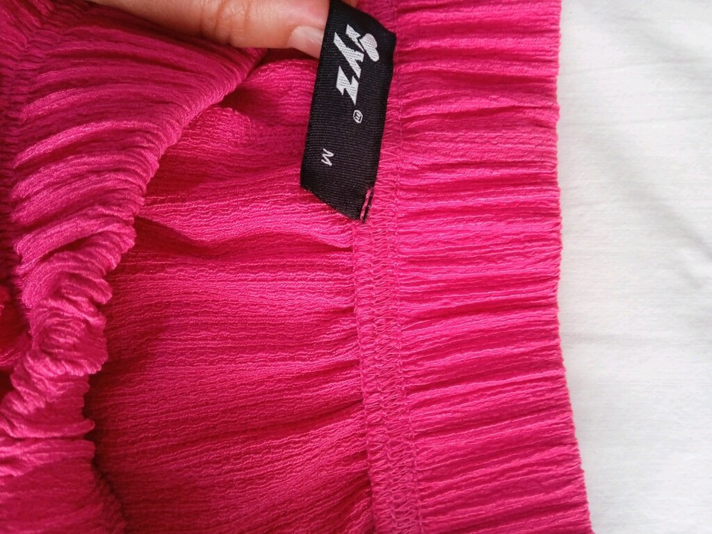 Pembe etek - 2