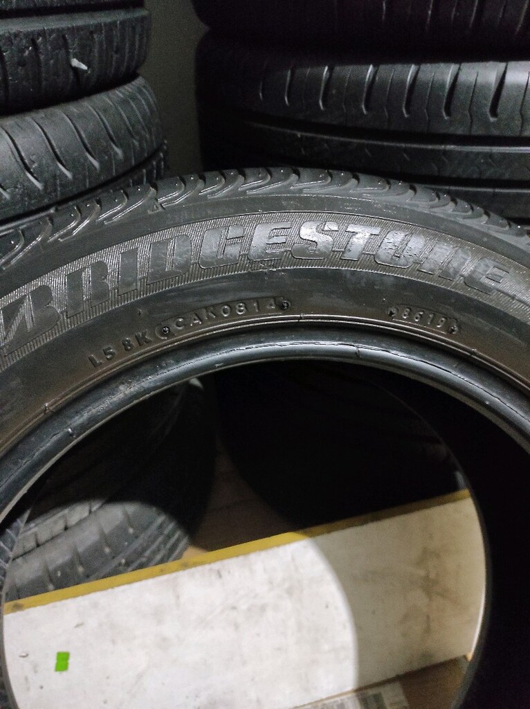 205-55-16 Bridgestone 1 adet yazlık lastik (tarih:2014) - 4