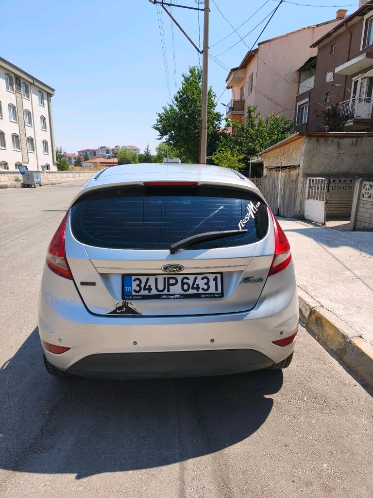Ford Fiesta 165 binde Tramersiz Tek Çamurluk Degisen - 4