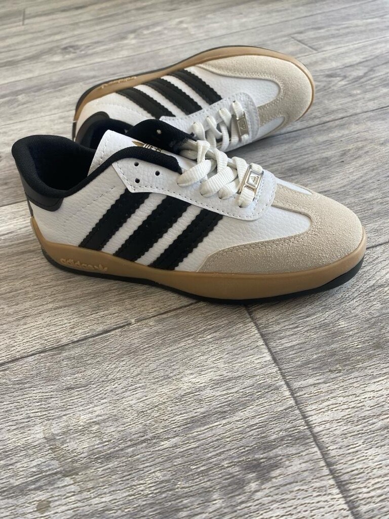 3 ADET AYAKKABI 1000 TL - 10