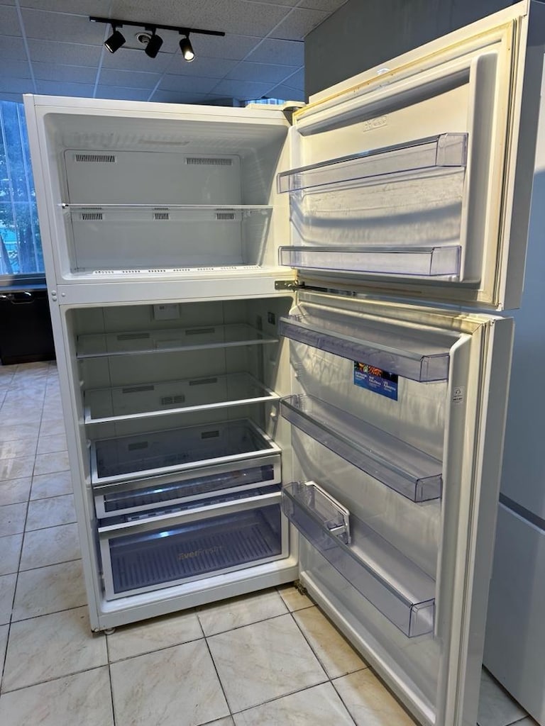 Beko teşhir ayarında son seri XL Nofrost buzdolabı - 2