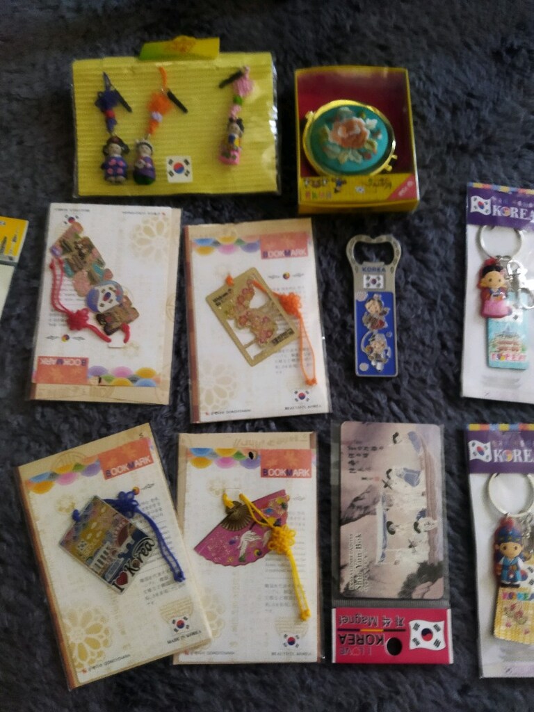 kore den orjinal kitap ayracı anahtarlık pin kalemlik magnet açacak - 4