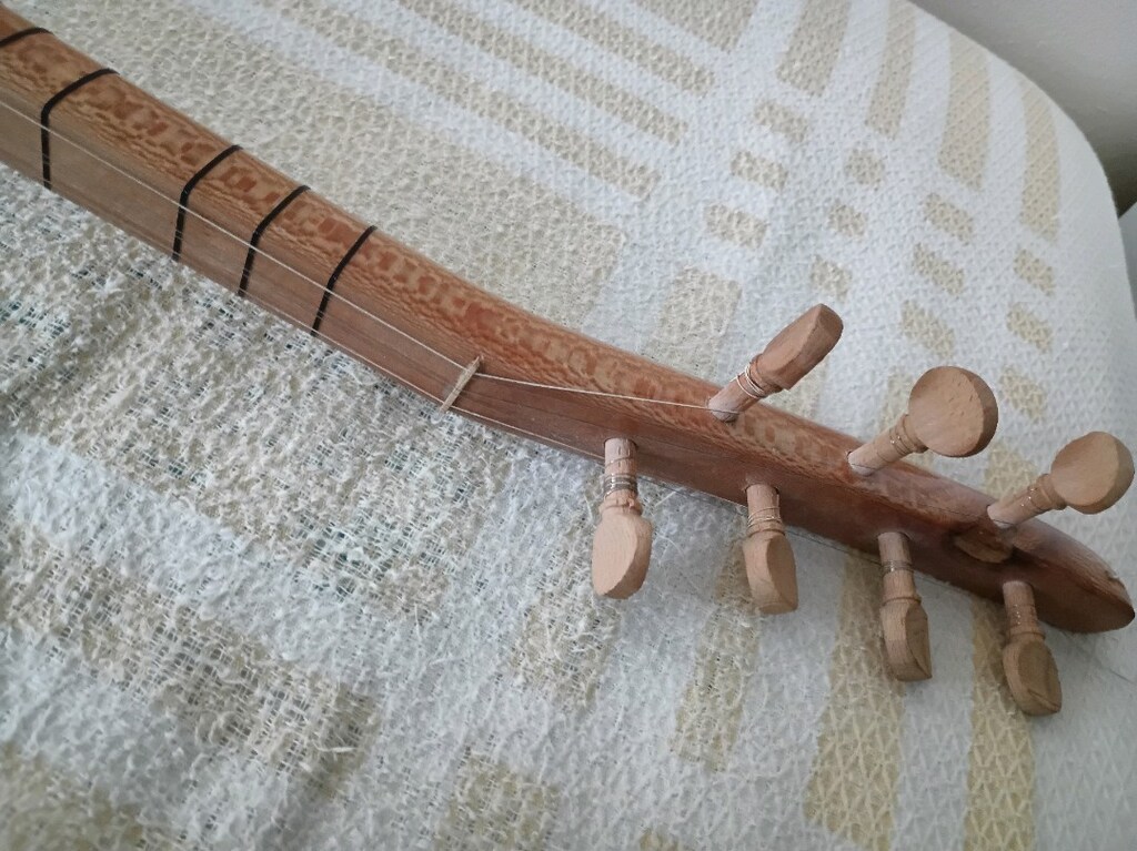 Kısa sap Bağlama - 5
