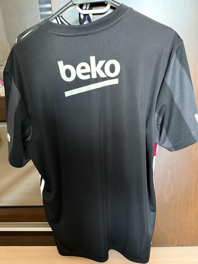 Adidas bjk eski sezon formaları - 6