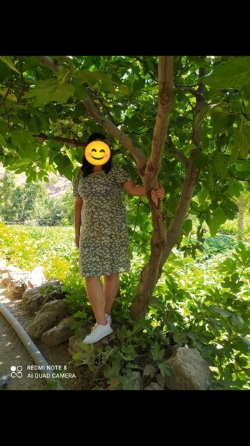 çiçekli desenli elbise modeli