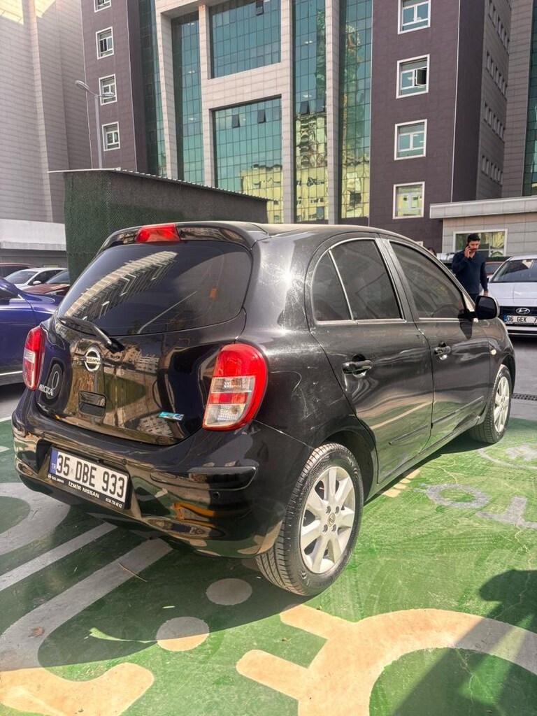 Nissan Micra Otomatik 1.2Tekna 2011 model 107xxxkm - 4