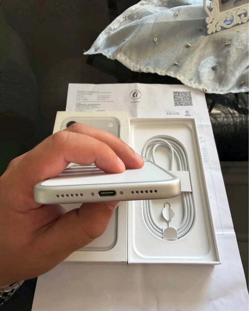 3 Aylık 17 Pro Max TR Garantili 256GB KVK PİL 100 Hatasız Kutu Fatural - 4