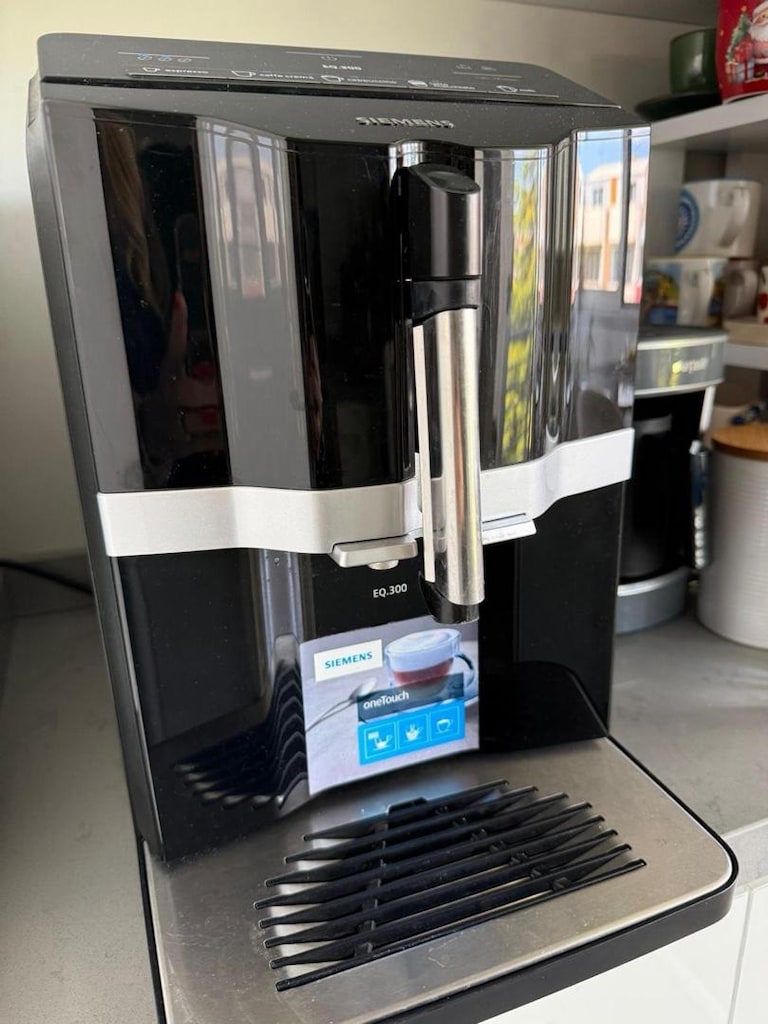 Siemens EQ300 tam otomatik kahve makinesi - 4