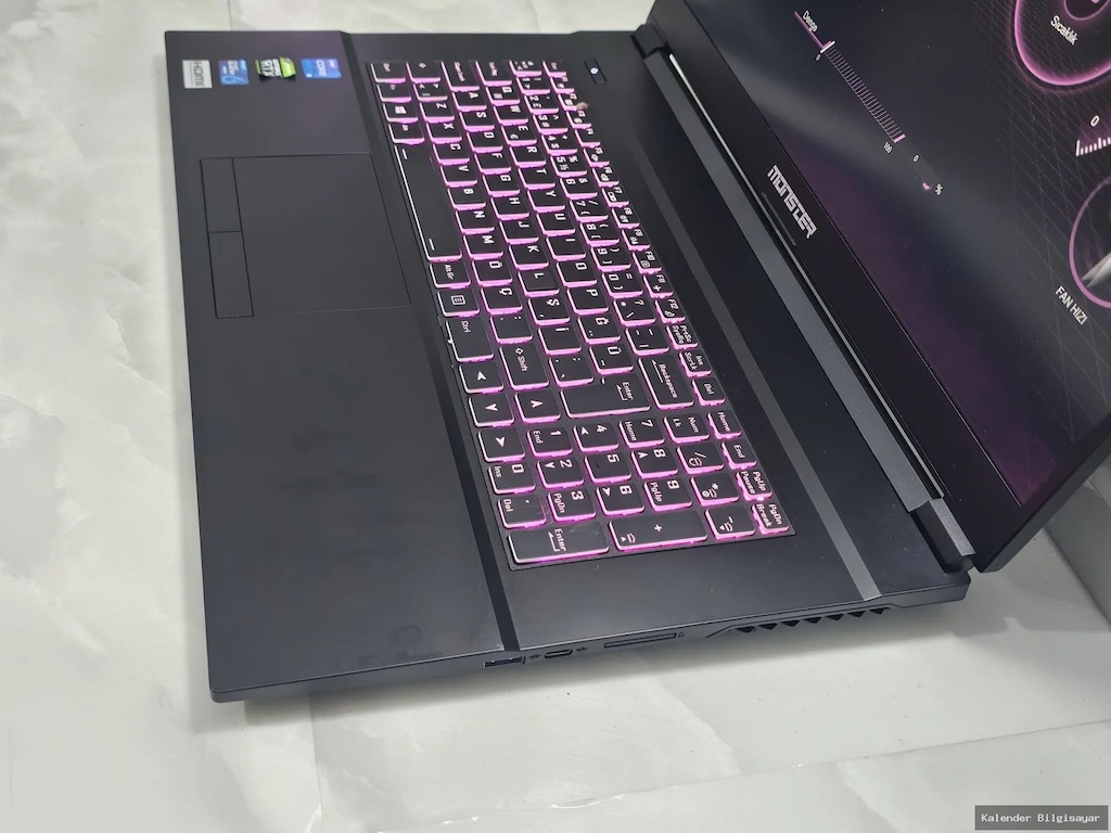 Monster A7 V13.2 i5 11400H RTX 3050 ti 8GB Ram 512GB SSD 17.3 - 2