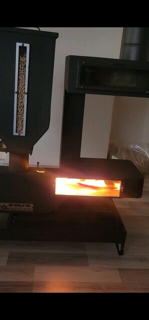 Emsa S tipi pelet sobası 2 el
