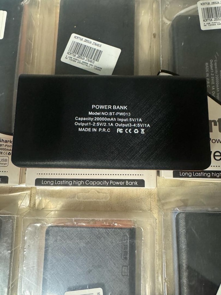 Sıfır KingShark 20.000 mAh Powerbank - 4 USB Çıkışlı & LED Fenerli - 3