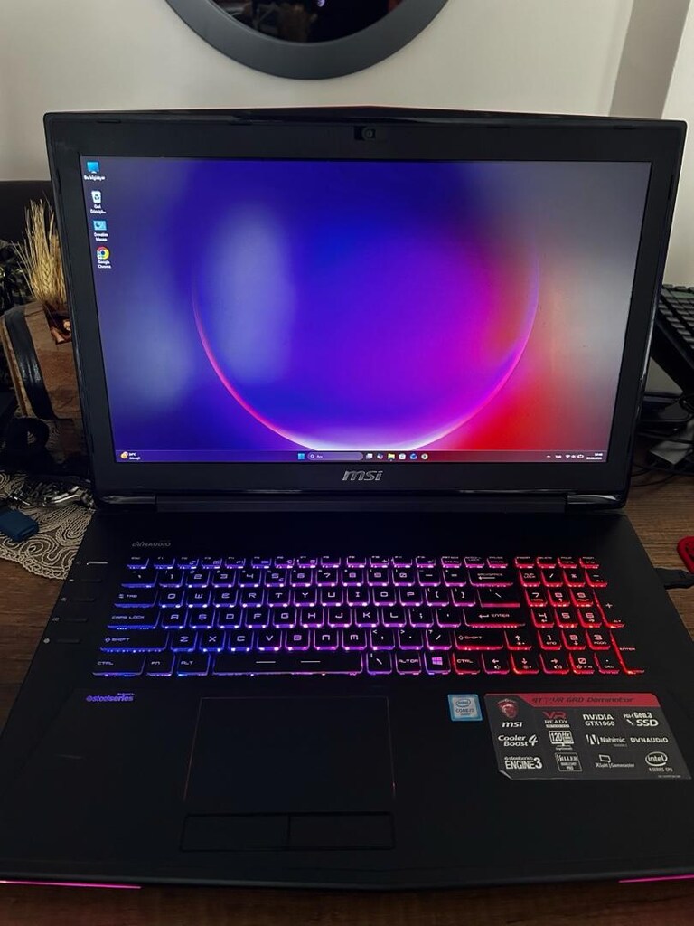 MSI GT72VR 6RD Dominator - 4