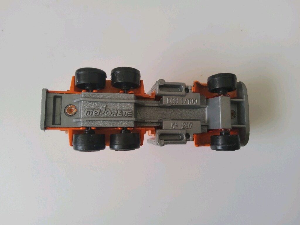 MAJORETTE KAMYON - 6