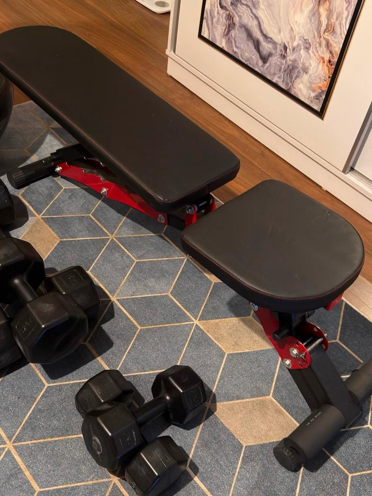 Home Gym Equipment Bundle Includes - 6