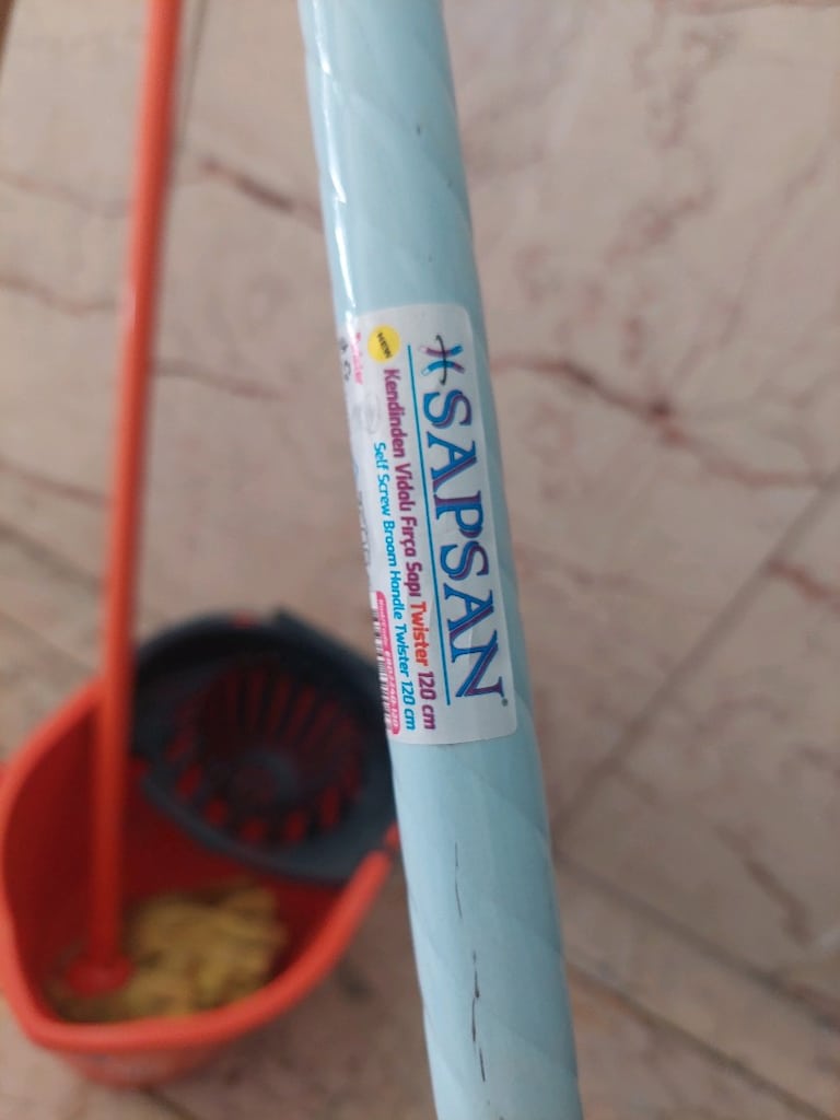 Temizlik kovası Fırça ve çekpas. Hepsinin fiyatıdır - 8