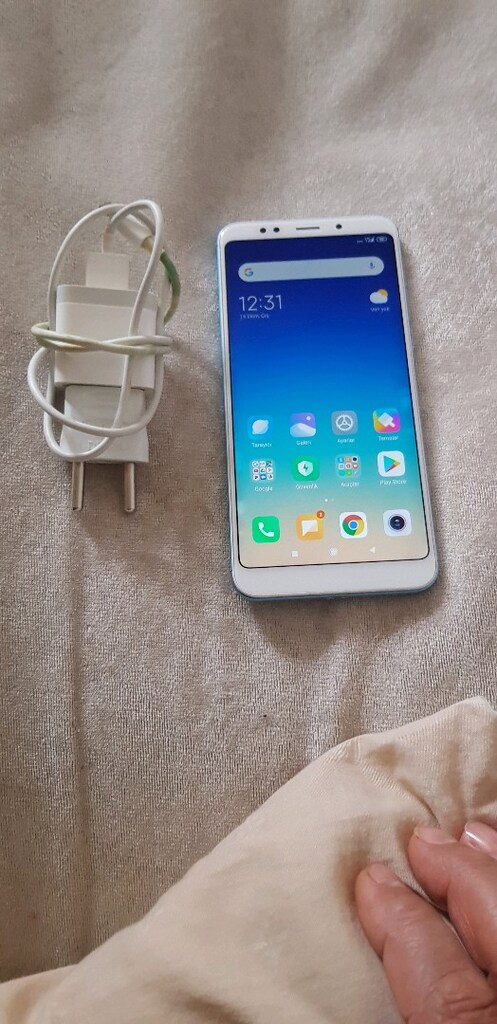 Redmi 5 plus kusursuz 64 gb çıfıt hatlı türkiye kayıtlı hafıza kart de - 2