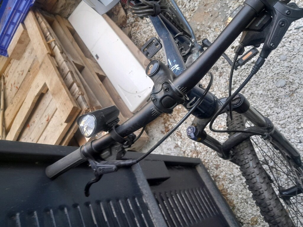 Corratec profesyonel bisiklet ve kask la beraber - 3