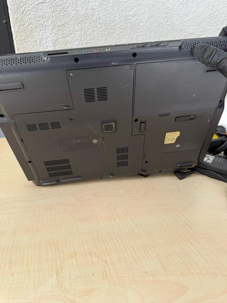 Acer TravelMate 5310 Çalışır Laptop + Şarj Aleti (15.4 inç / Formatlık - 9