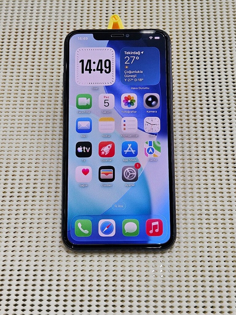 iPhone 11 Pro Max 512 GB - 3