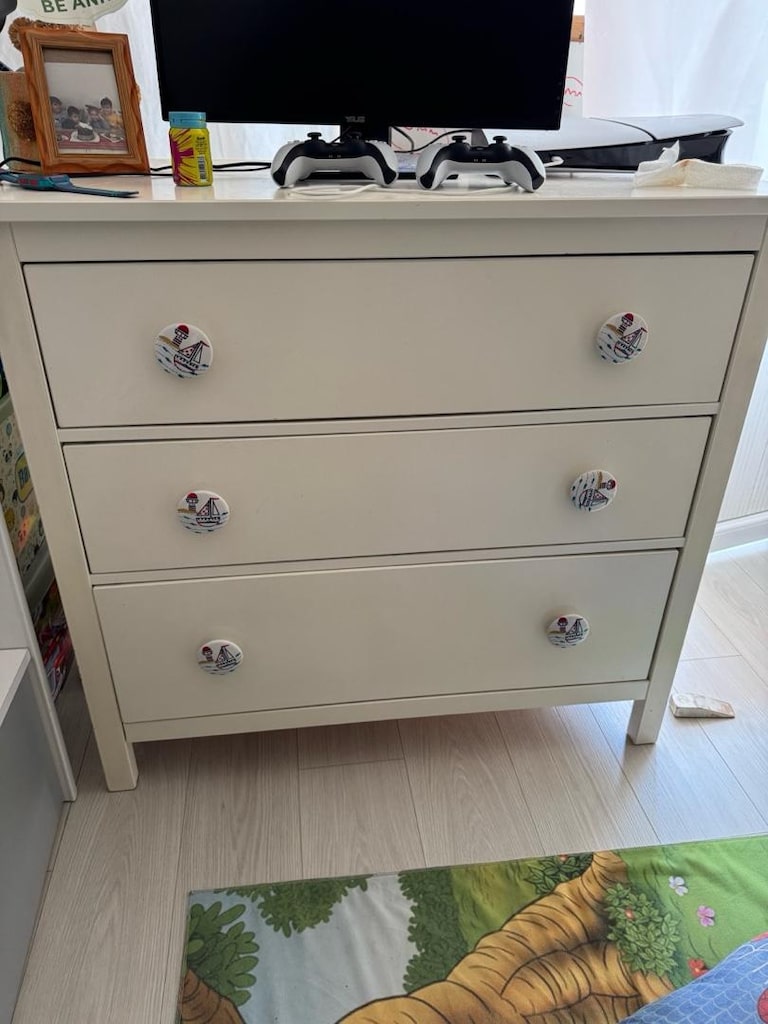 montessori ranza , 2 tane ikea dolap 1 tane 3 çekmeceli ikea şifonyer - 9