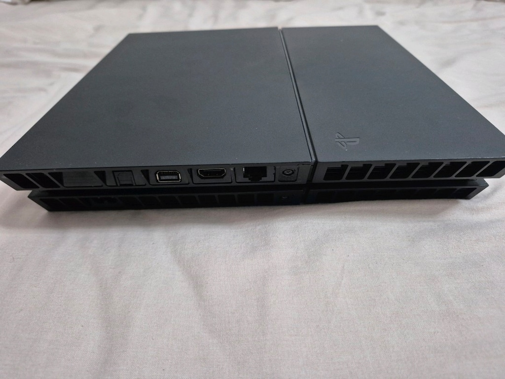Sony PS4 Oyun Konsolu - 2