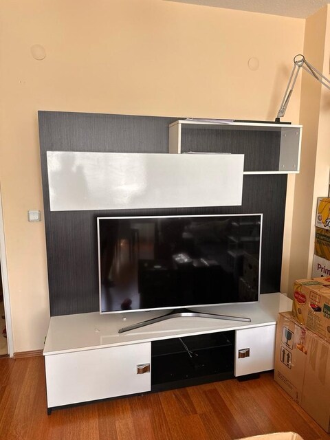 Tv ünitesi, kitaplık, giyinme dolabı (gardrop)