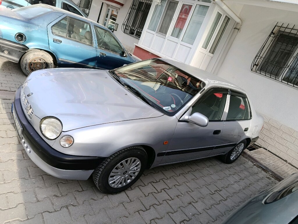 2000 model Toyota Corolla 1.3 Eco Paker - 3